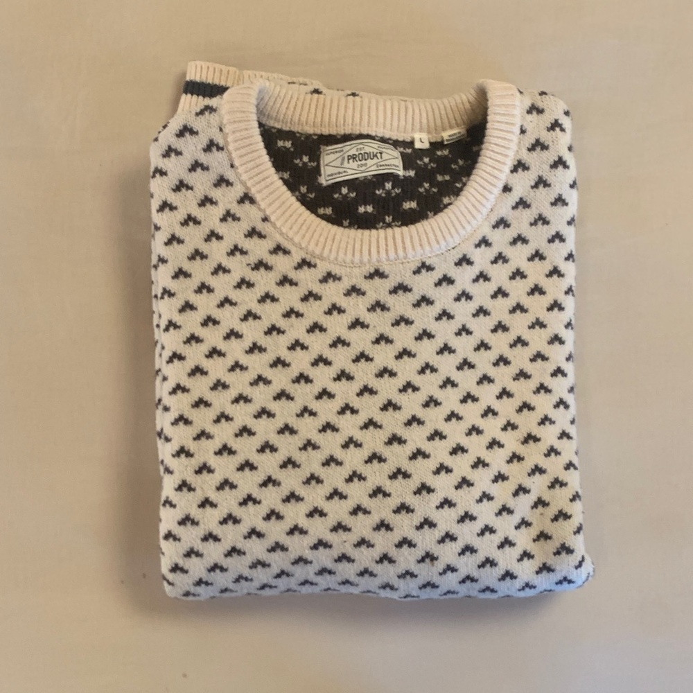 Produkt Cream and Black Sweater
